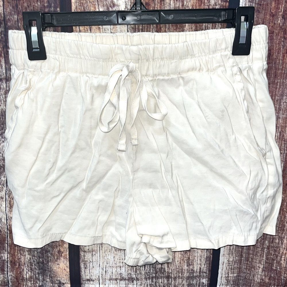 Forever 21 Cream Colored Shorts